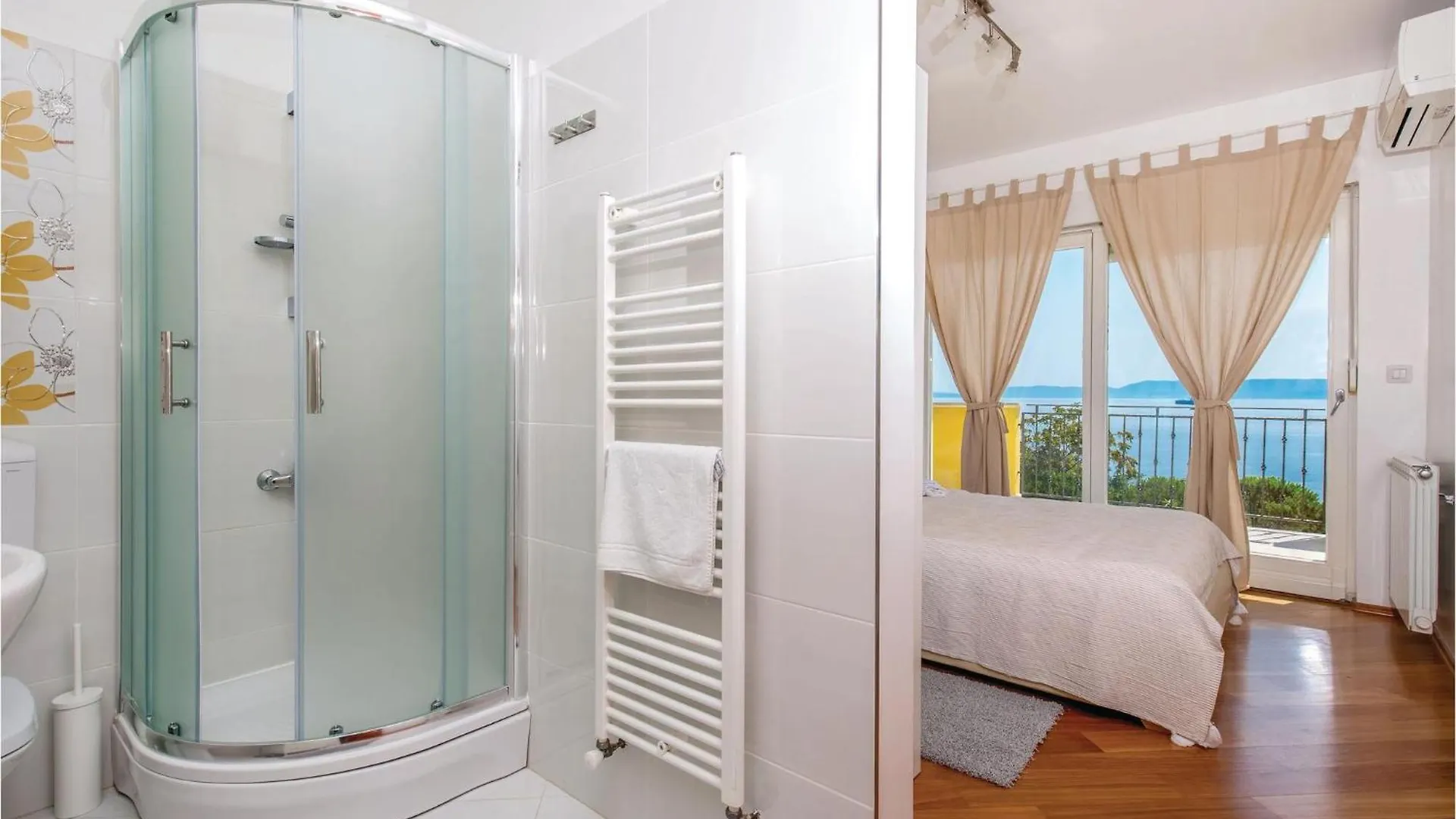 Awesome Home In Kostrena With Wifi 0*,  Хорватия