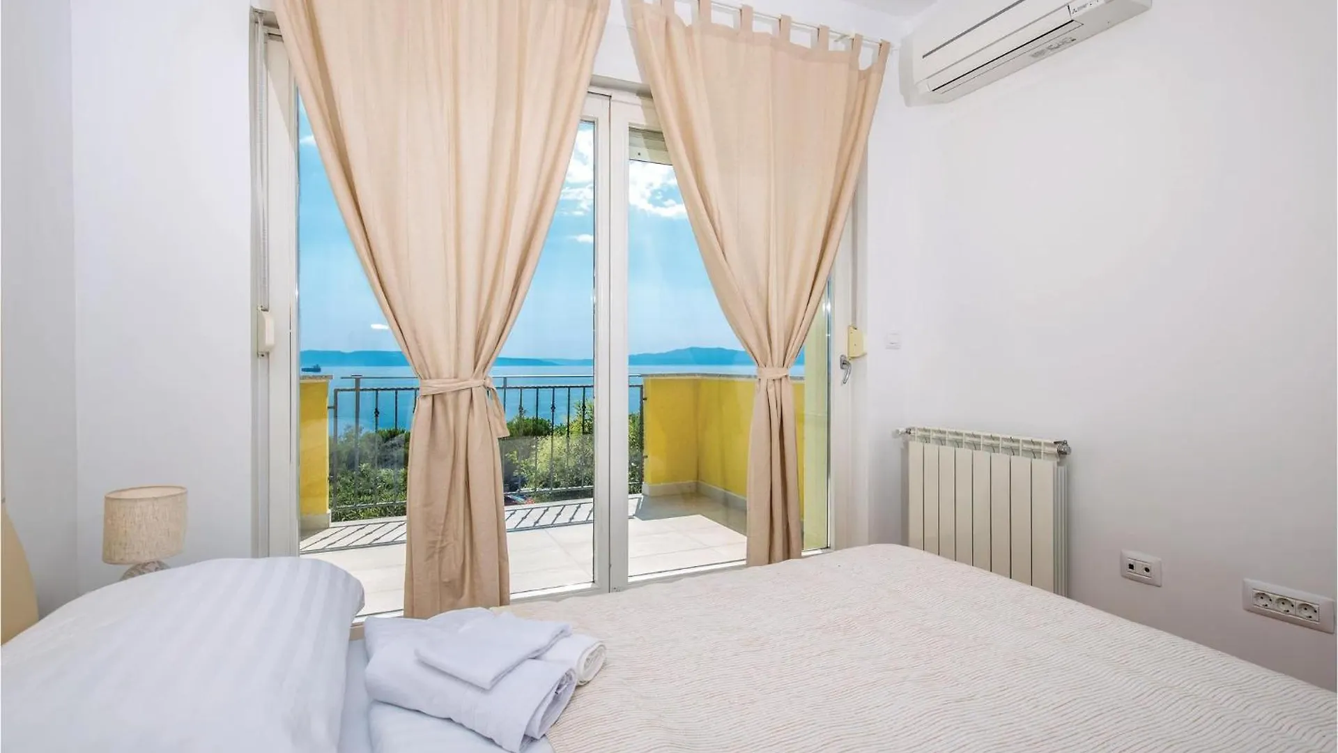 Awesome Home In Kostrena With Wifi Хорватия