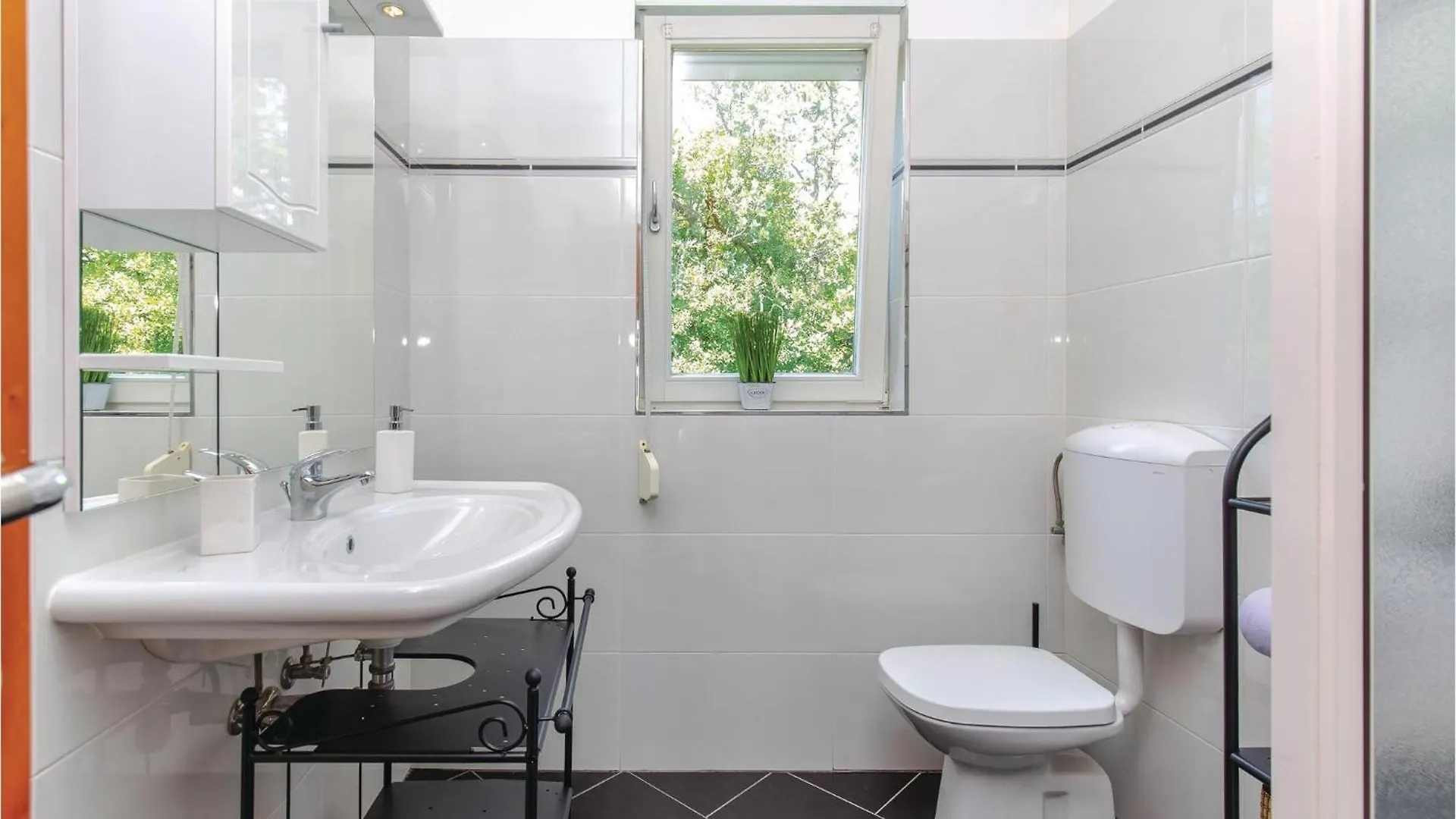 Awesome Home In Kostrena With Wifi 0*,