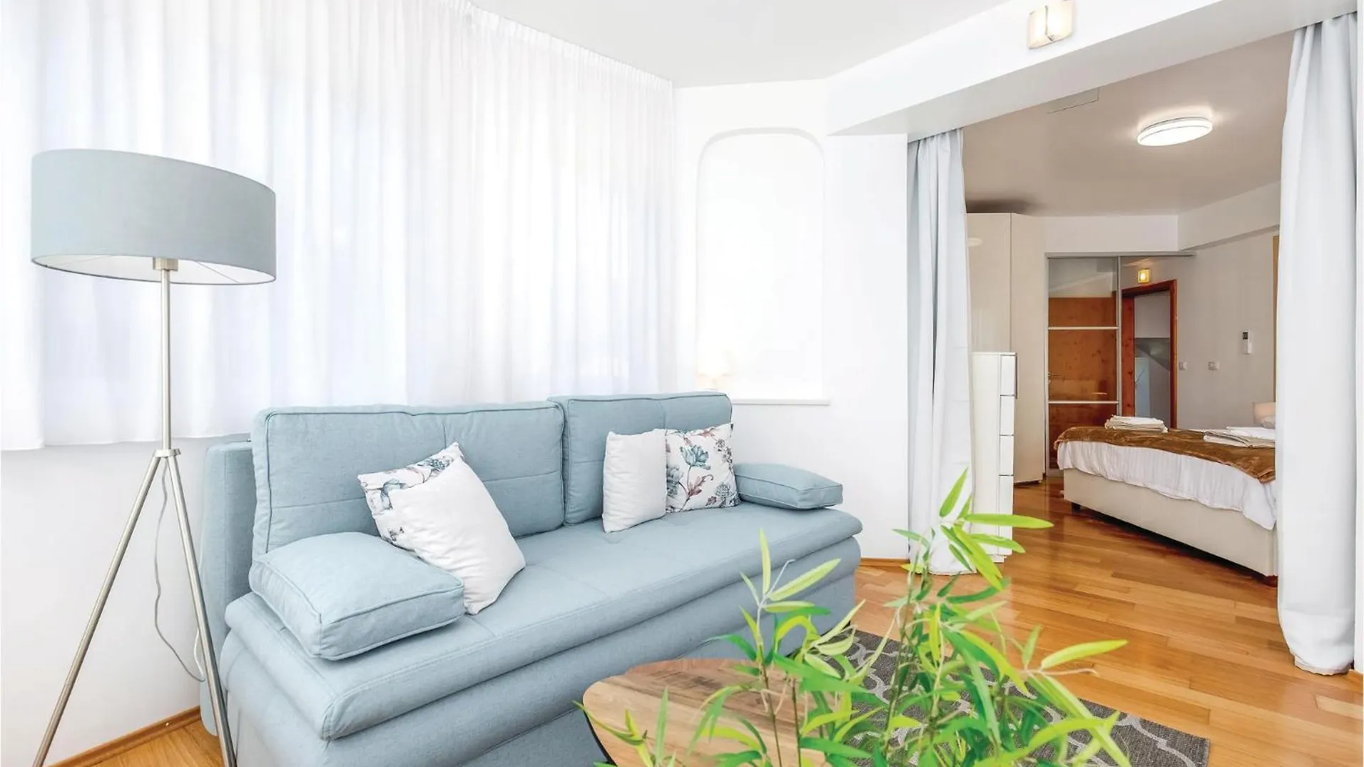 Tatil Evi Awesome Home In Kostrena With Wifi